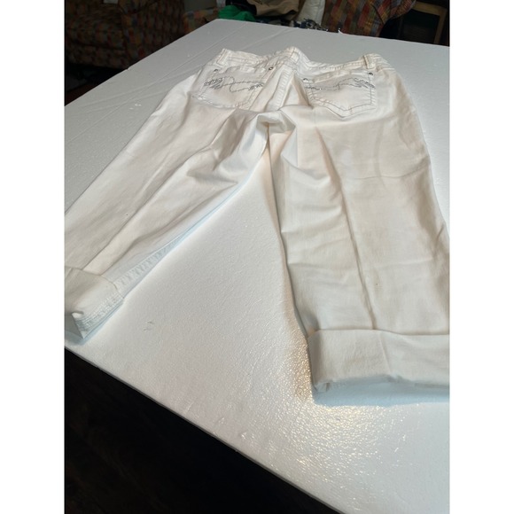 New Direction Weekend White Capri Pants Cuffed Hem Embellished‎ Pockets 12 - Picture 1 of 5